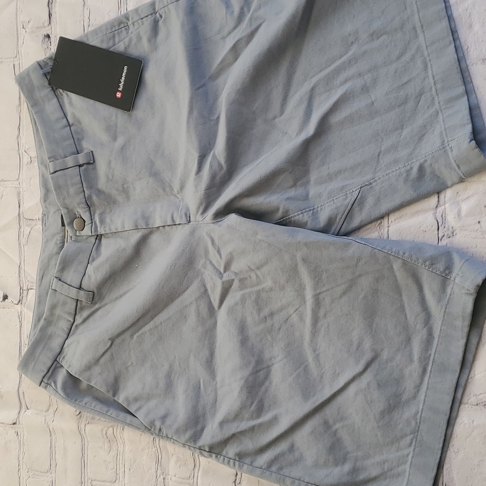 Lululemon Commission Short Relaxed 11" Shorts Grey Size 32